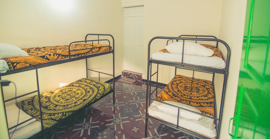 Anjuna By Roadhouse Hostels Goa Hostel Beds photo